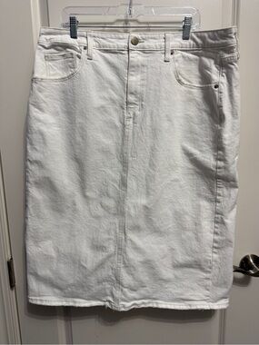 Universal Thread White Denim Pencil Skirt size 17 plus size